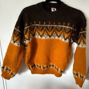Vintage Icelandic 100% Wool Sweater - Hekla Knitting Mill Small